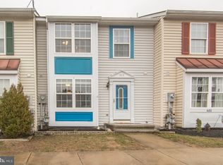653 Boxwood Dr, Hampstead, MD 21074