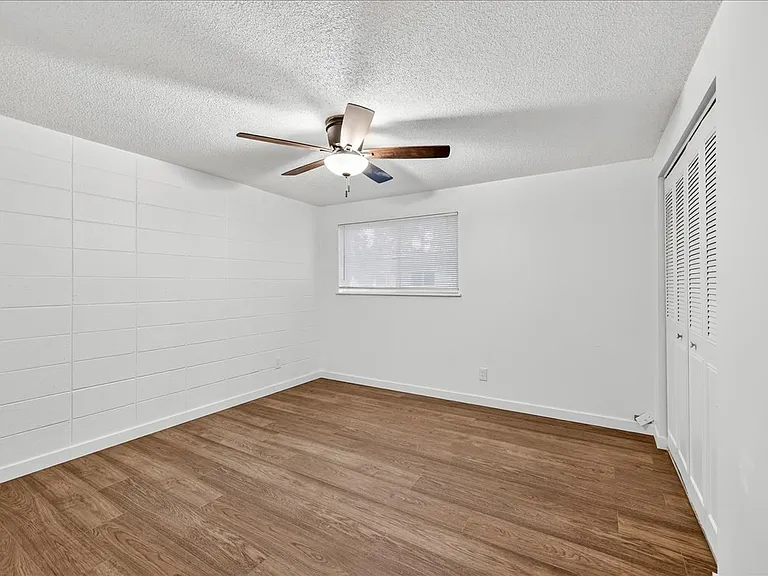824 S Curtis Rd — Photo 12