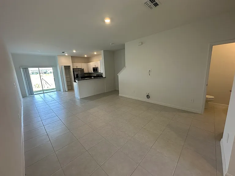 32045 Spiceberry St — Photo 4