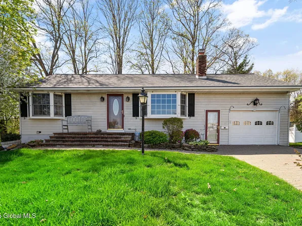 3 Tyler Street, Latham, NY 12110