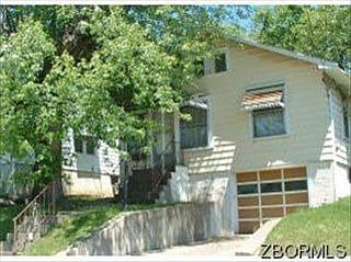1st image of 628 Carey St