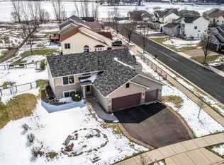 812 Abbey Rd, Northfield, MN 55057