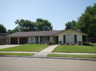 2702 College Dr, Victoria, TX 77901