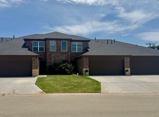 313 Silvercreek Dr, Wolfforth, TX 79382