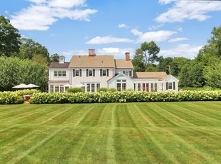 11 Deer Ln, Greenwich, CT 06830