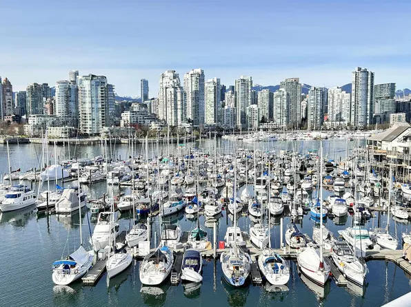 674 Leg In Boot Sq #315, Vancouver, BC V5Z 4B4