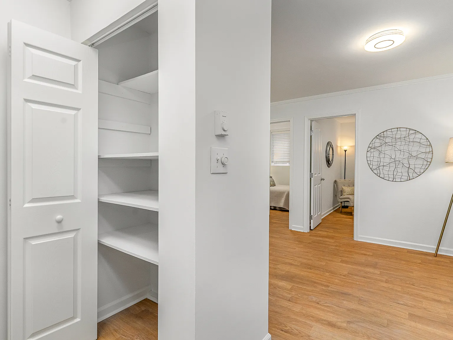 403 Terry Ave — Photo 3