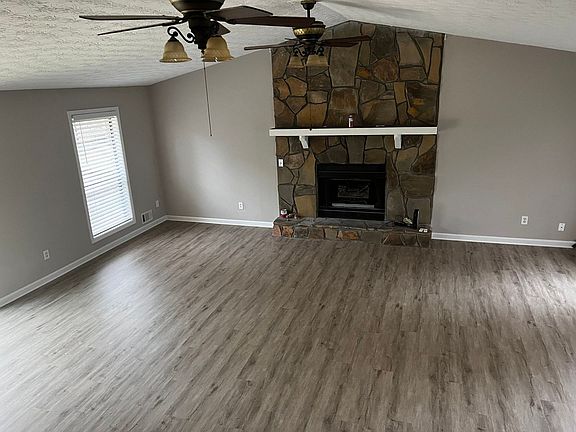 4th image of 1601 Cumberland Trce