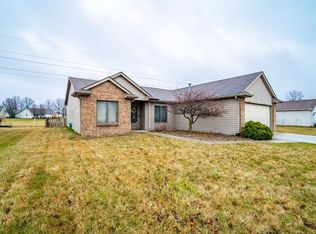 5410 Dennison Dr, Fort Wayne, IN 46835