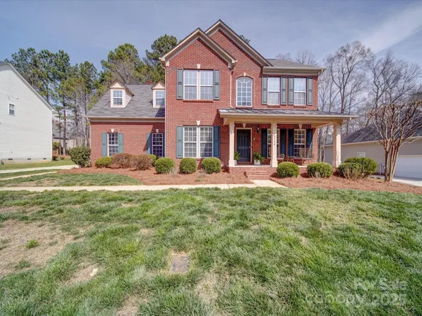 2538 Cherry Bark Oak Ct, Gastonia, NC 28056