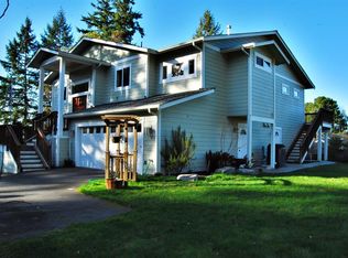 475 6th Ct, Fox Island, WA 98333