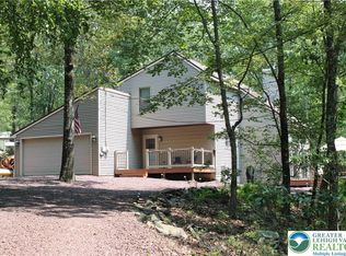 180 Mountain View Dr, Jim Thorpe, PA