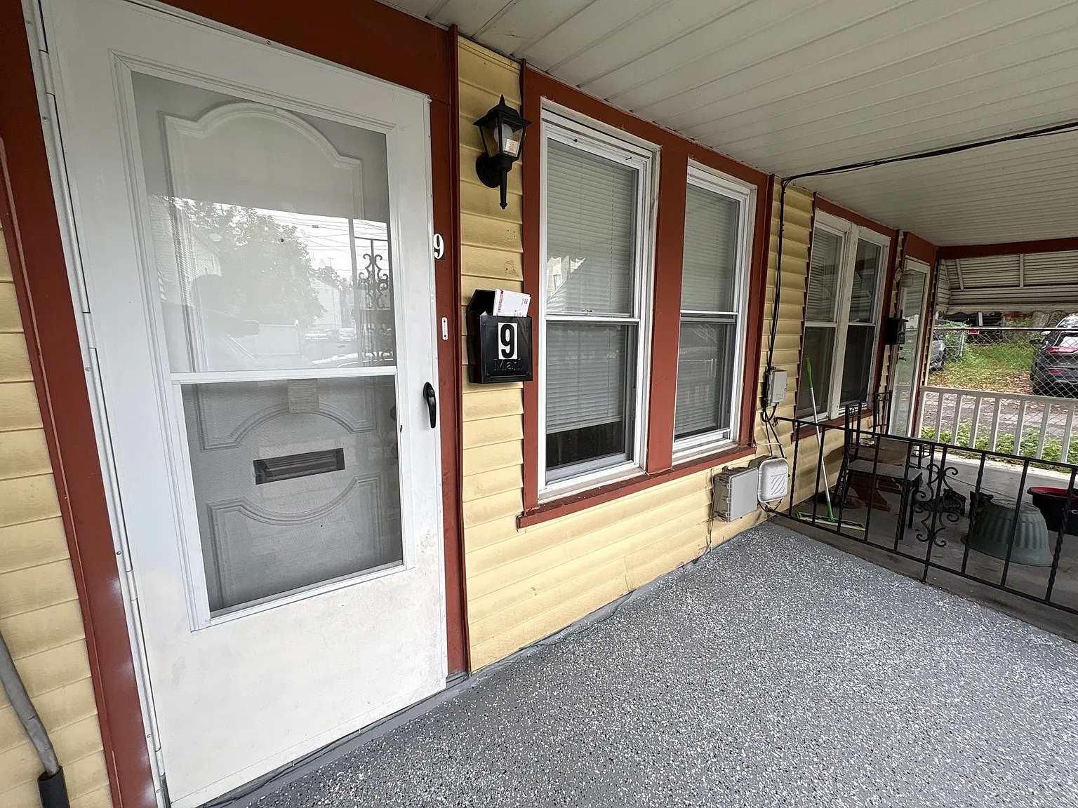 2 bed, 885 sqft, $2,800 — Photo 2