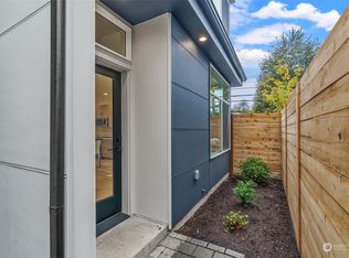 803 S Sullivan St, Seattle, WA 98108