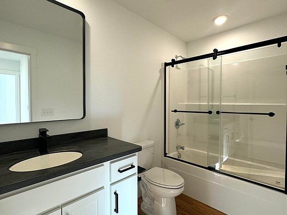 4th image of 365 W Rockwell Ave #2B-2BA