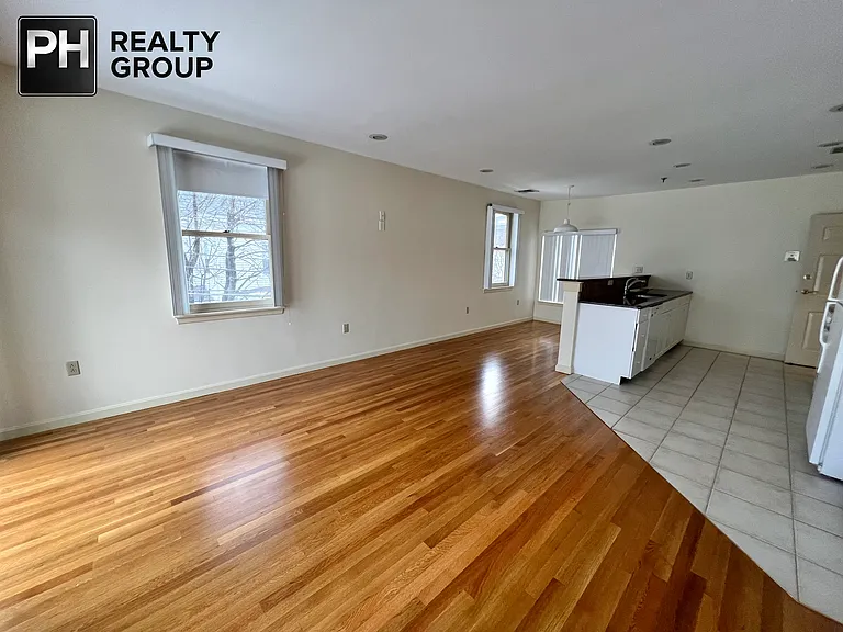 31 Channing St #1A — Photo 2