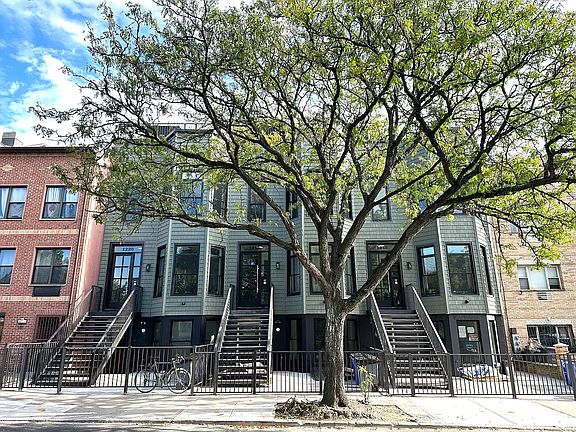 2nd image of 1220 Halsey St APT 3