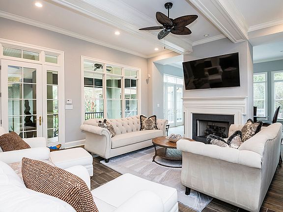 5th image of 402 Ocean Oaks Ct