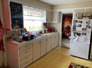 9 Pond St APT 2, Westerly, RI 02891