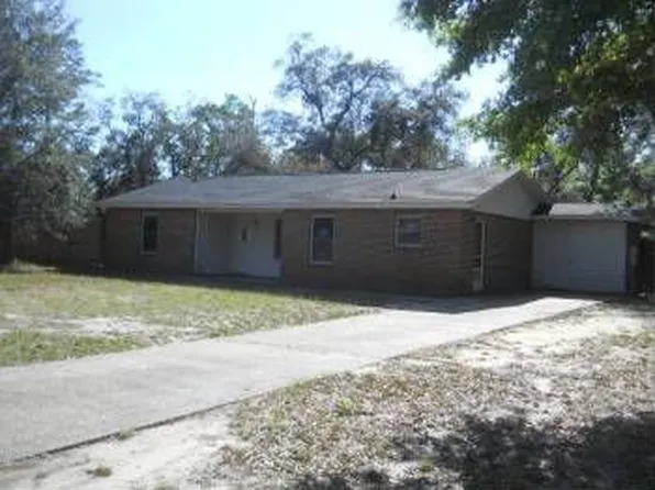 2901 Mossy Cove Ln, Navarre, FL 32566
