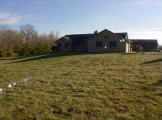 4767 Refugee Rd SW, Hebron, OH 43025