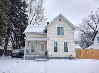 681 Madison St, Conneaut, OH 44030