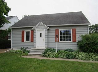 1854 Deckner Ave, Green Bay, WI 54302