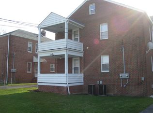 4093 Okalona Rd, South Euclid, OH 44121