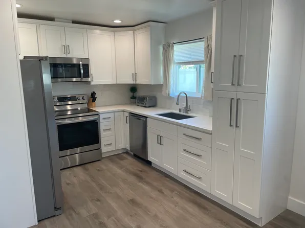 1423A California Dr, Burlingame, CA 94010