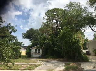 1735 Fortuna St, Sarasota, FL 34239