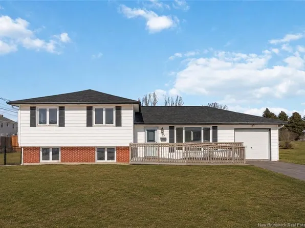 35 Nowlan Dr, Riverview, NB E1B 1G1