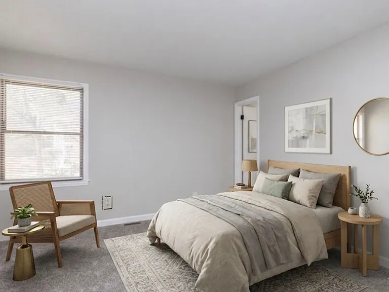 Whitfield Apartments — Photo 17