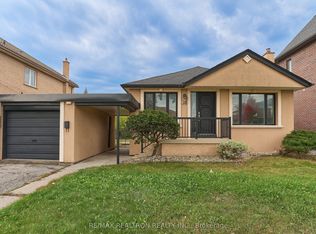 135 Regina Ave, Toronto, ON M6A 1R8