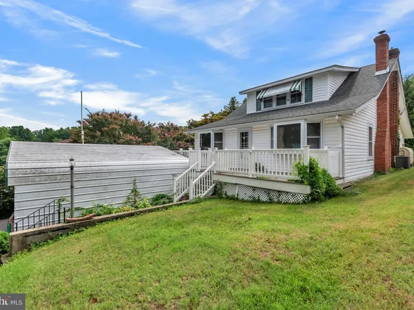 3304 Burgess Rd, Chesapeake Beach, MD 20732