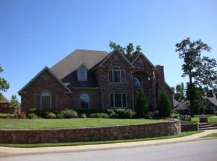 3355 E Hearthstone Dr, Fayetteville, AR 72764