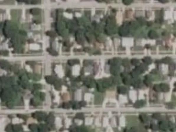 1128 Calhoun St, Chillicothe, MO 64601