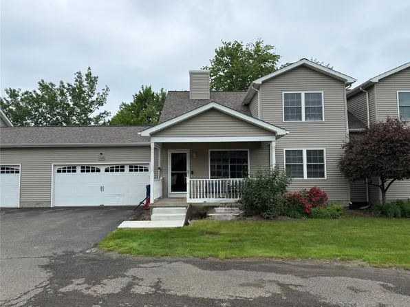 4112 Wood Hills Dr Unit P2, Erie, PA 16510