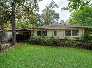 124 Nottingham Ln, Conroe, TX 77301