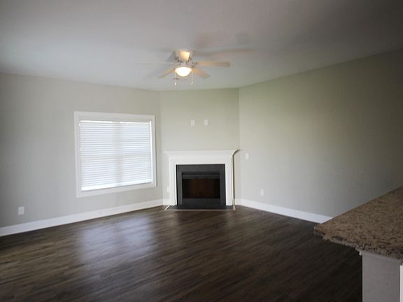 3rd image of 2412 Chavis Dr #A