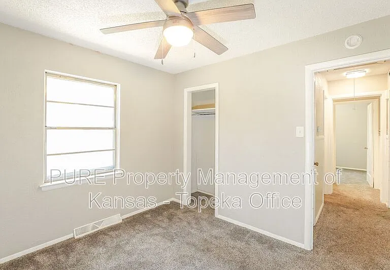 2416 SW 25th Dr — Photo 15