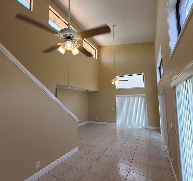 1st image of 13769 Yarmouth Dr