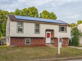 54 Alphonse St, Manchester, NH 03103