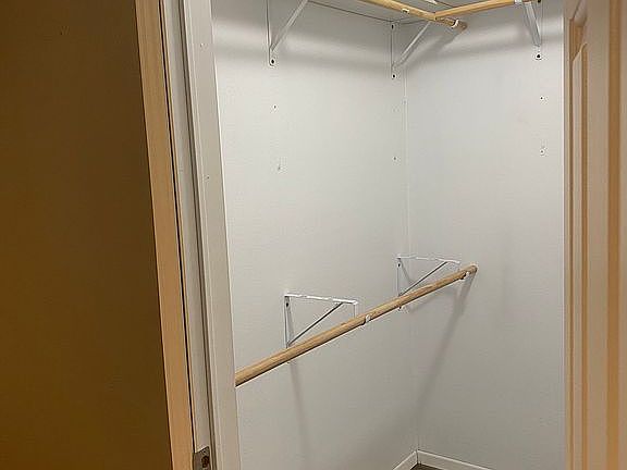 Master bedroom walk in 