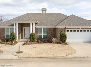 18 Jeffrey Way, Fort Smith, AR 72903