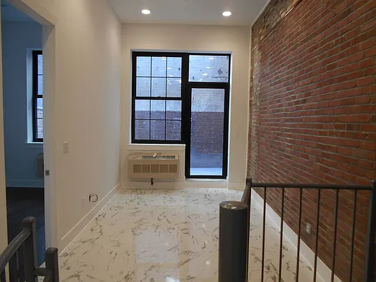 Rented by NY Space Finders Inc. | media 7