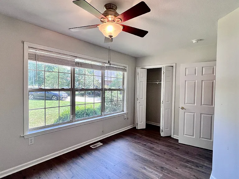 39 Leaf Cir — Photo 23