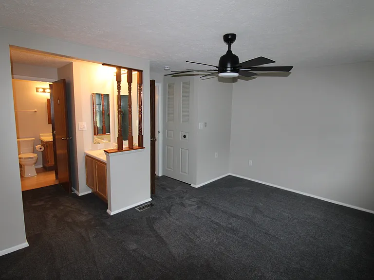 148 Ligonier Ln — Photo 22