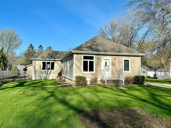 713 5th St, Hawley, MN 56549