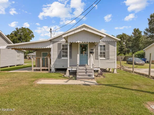 1025 Marshall St, Rayne, LA 70578