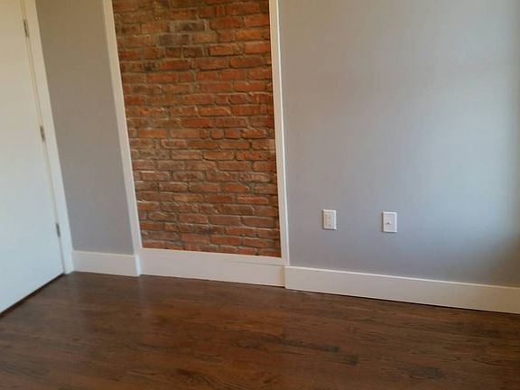 3rd image of 417 Throop Ave APT A3